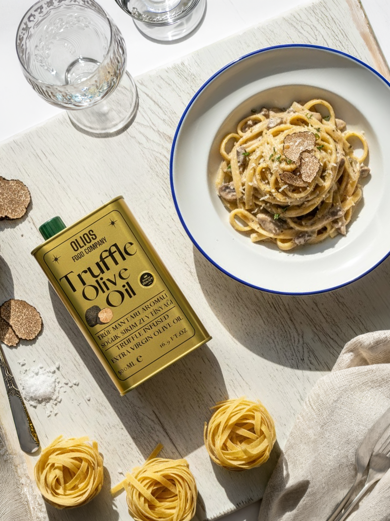 Trüf Dokunuşlu Kremalı Yabani Mantarlı Tagliatelle